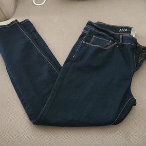 Dark wash, skinny jeans